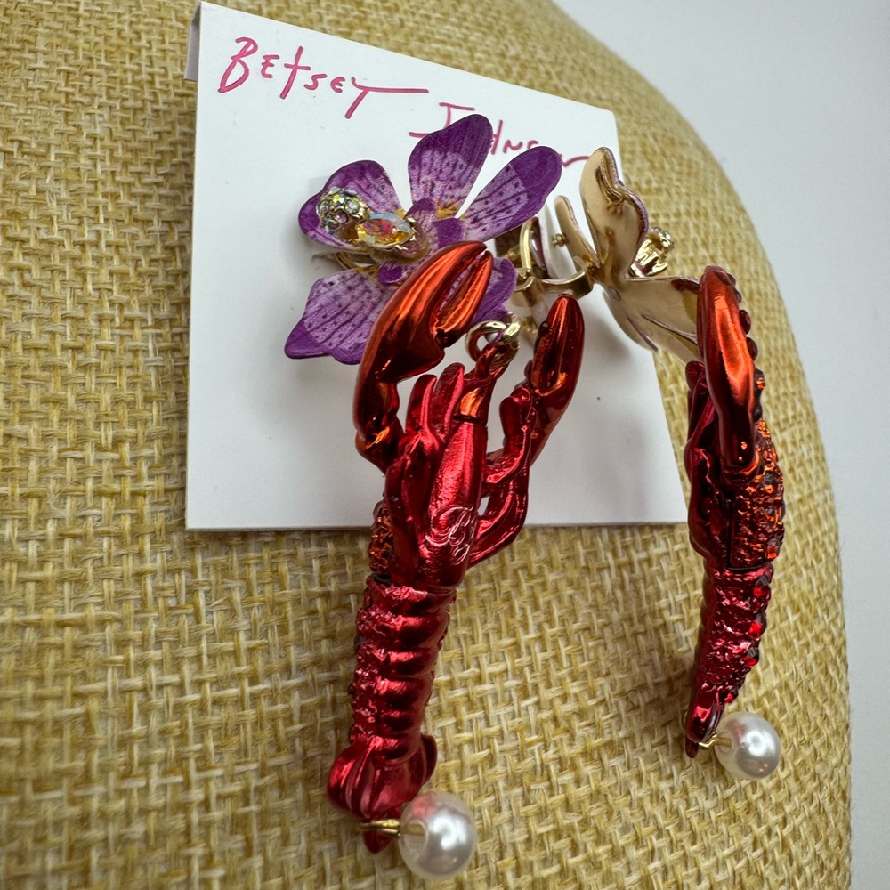 New Betsey Johnson Mermaid Jewels Lobster Orchid Statement Earring Crystal - Picture 3 of 11